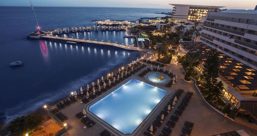 Adin Beach Hotel