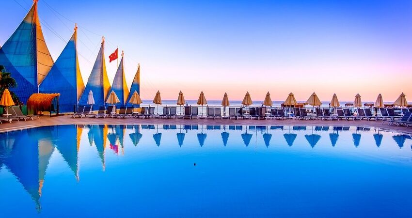 ADİN BEACH HOTEL 