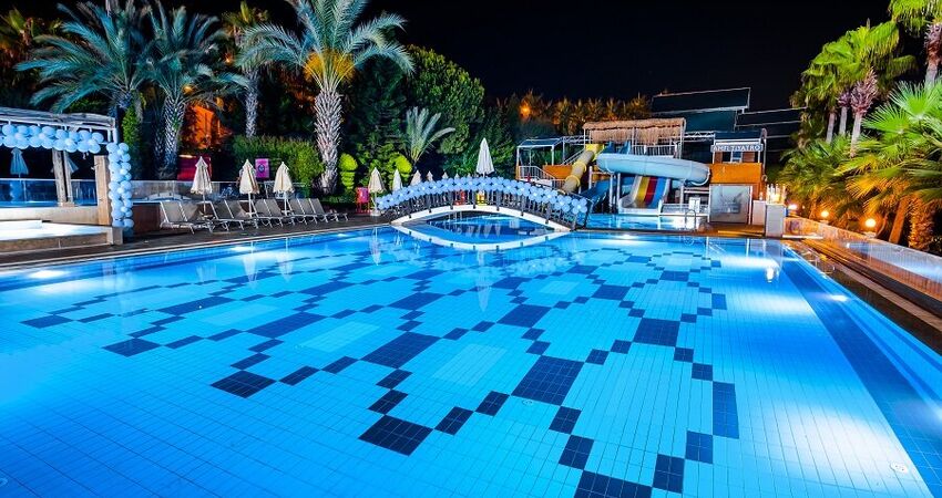 ADİN BEACH HOTEL 